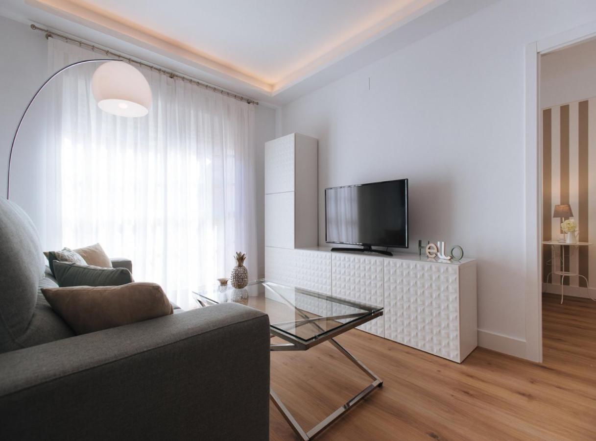 Azahares Suite Apartment Севилья Экстерьер фото