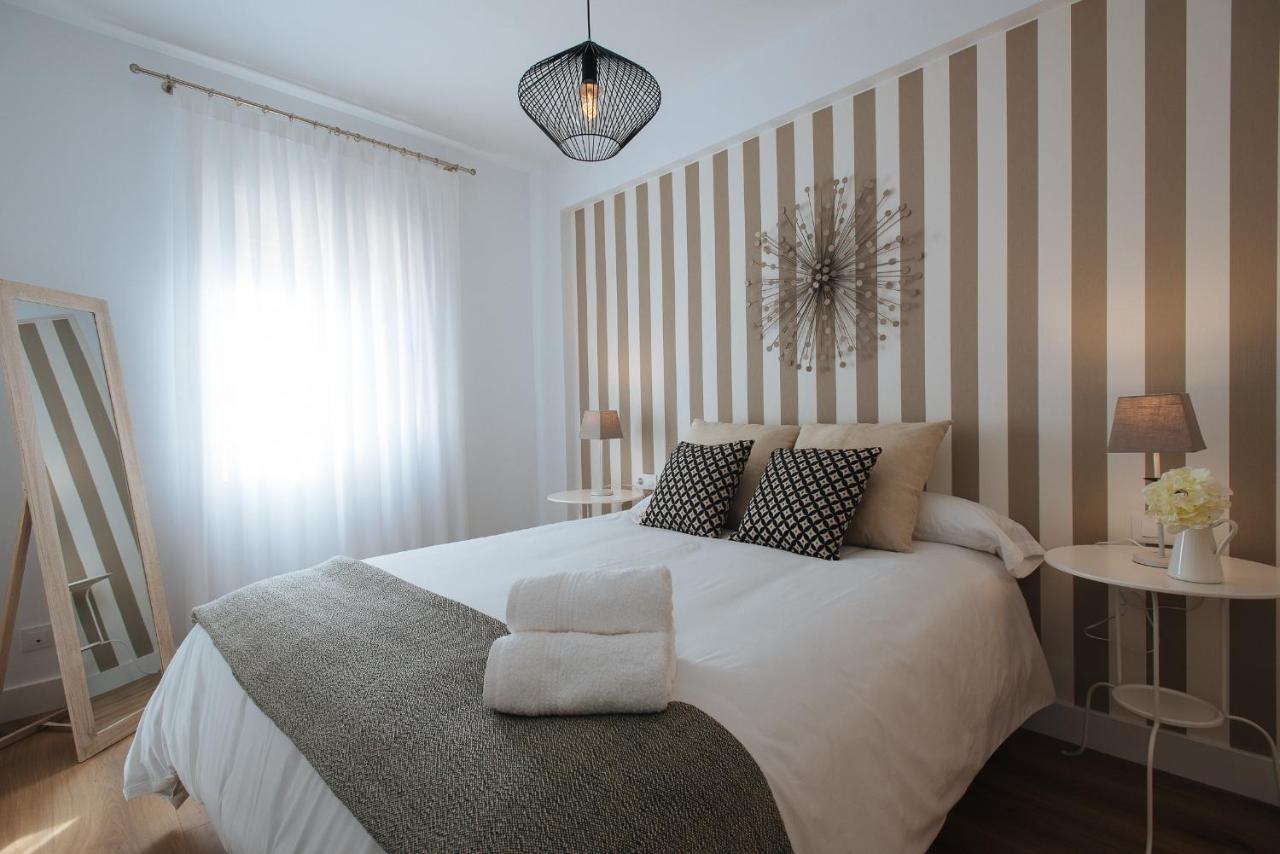 Azahares Suite Apartment Севилья Экстерьер фото
